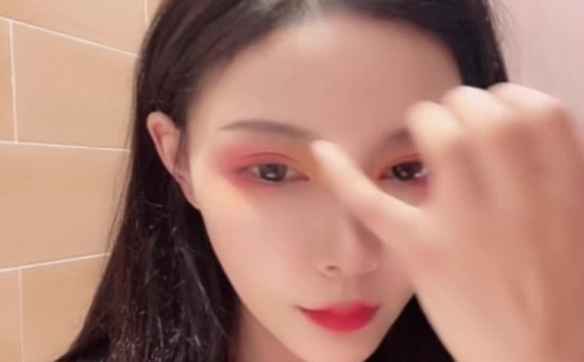 富婆音好听吗 声优怪物允溪的富婆音梗介绍